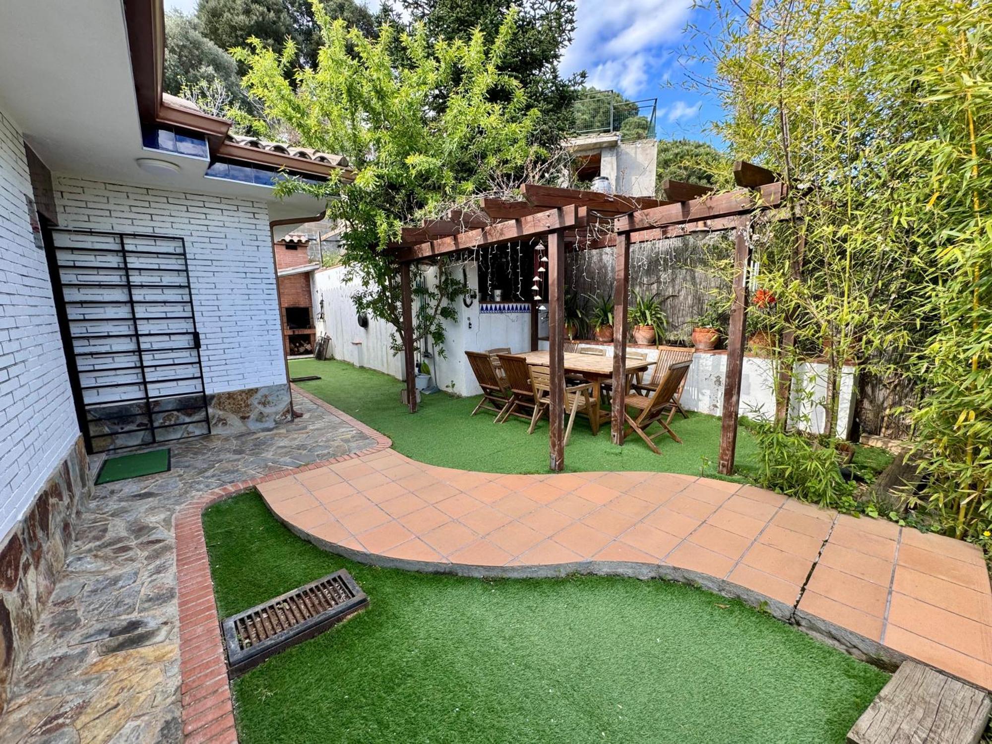 Casa Paraiso Piscina Tranquilidad Sant Cebria de Vallalta Экстерьер фото